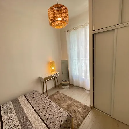 Renting - Penchienatti - Spacious - 2 Bedrooms - King Bed - View Heart Of Niza